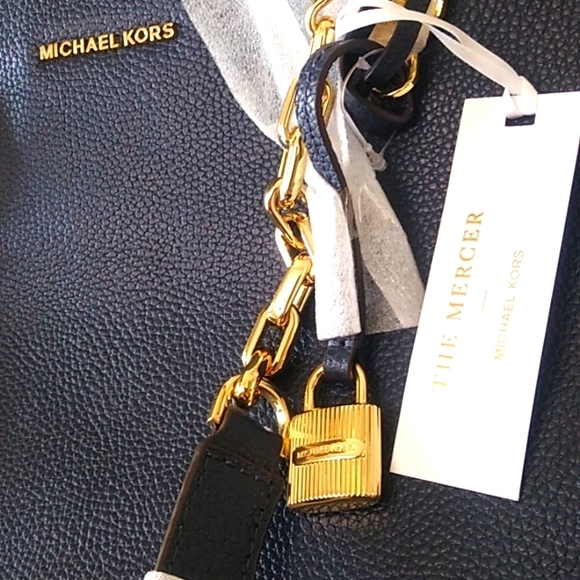 🎉HP🎉Michael Kors The Mercer Chain-link Leather Tote, Admiral, NWT - Picture 10 of 13